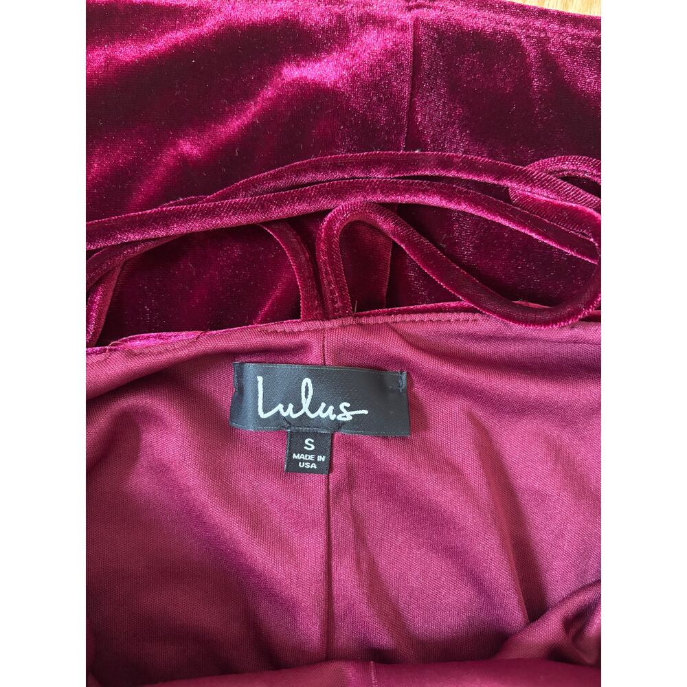 Burgundy Velvet Strappy Midi Dress - Picture 10 of 10
